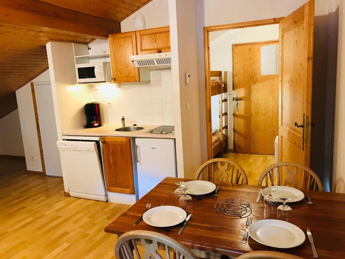 Studio Mansarde Avec Balcon, Piscine Et Parking Souterrain A Samoens - Fr-1-629-92 Екстер'єр фото