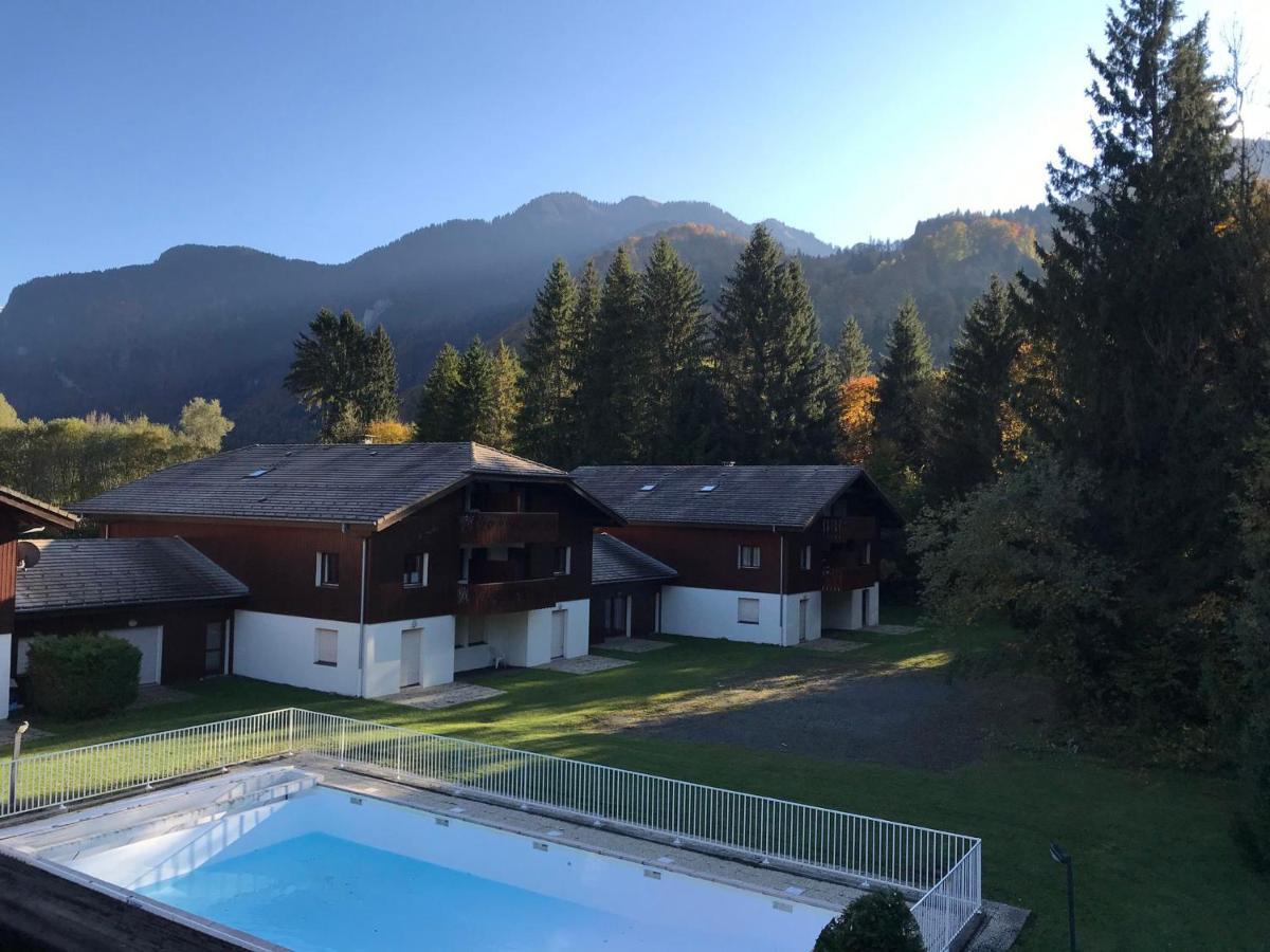 Studio Mansarde Avec Balcon, Piscine Et Parking Souterrain A Samoens - Fr-1-629-92 Екстер'єр фото